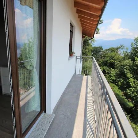 Apartamento Lucina By Interhome