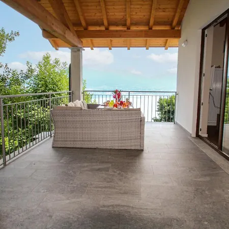 Lucina By Interhome *